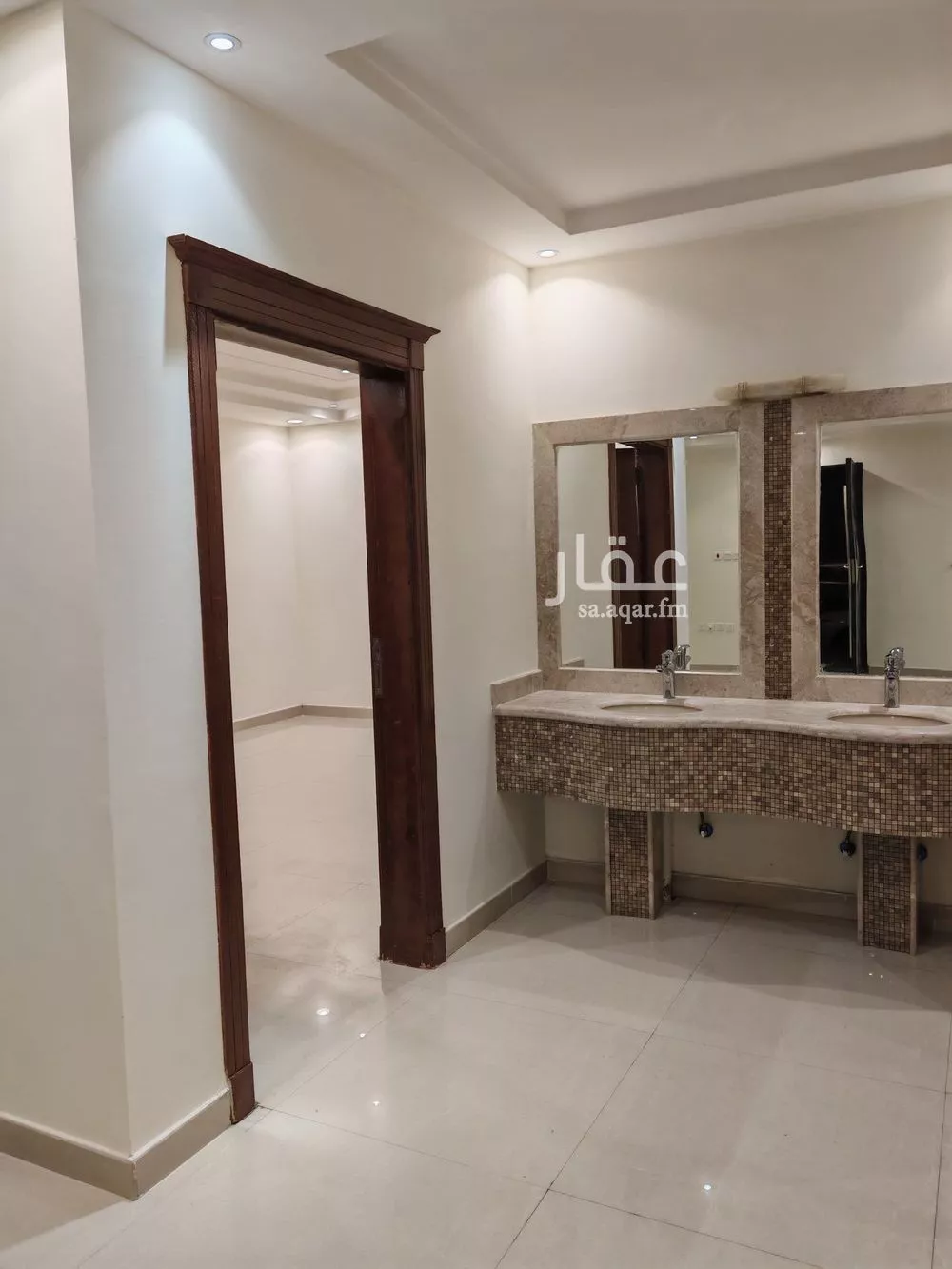 فيلا 6 غرف في النرجس 2