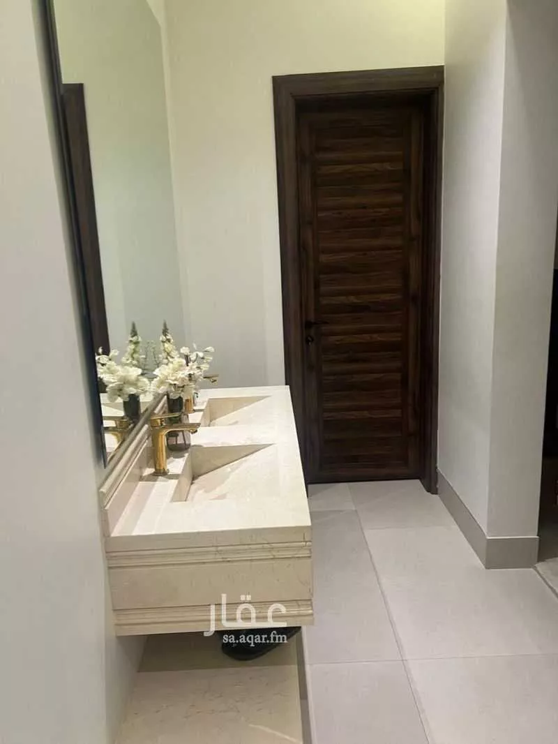 شقة 8 غرف في النرجس 5