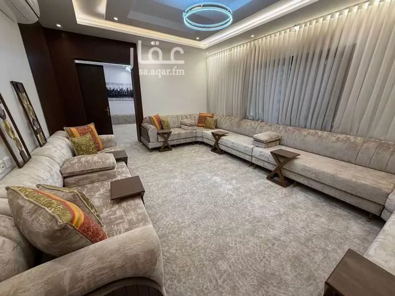 6 bedroom apartment in Muraykh