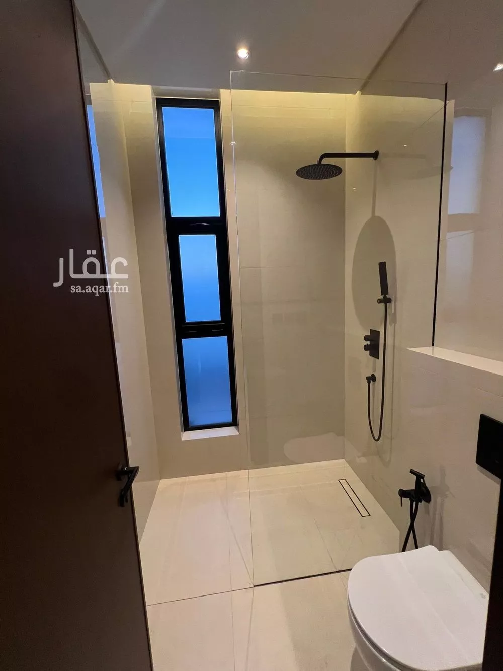 دور 4 غرف في الملك عبدالله 2