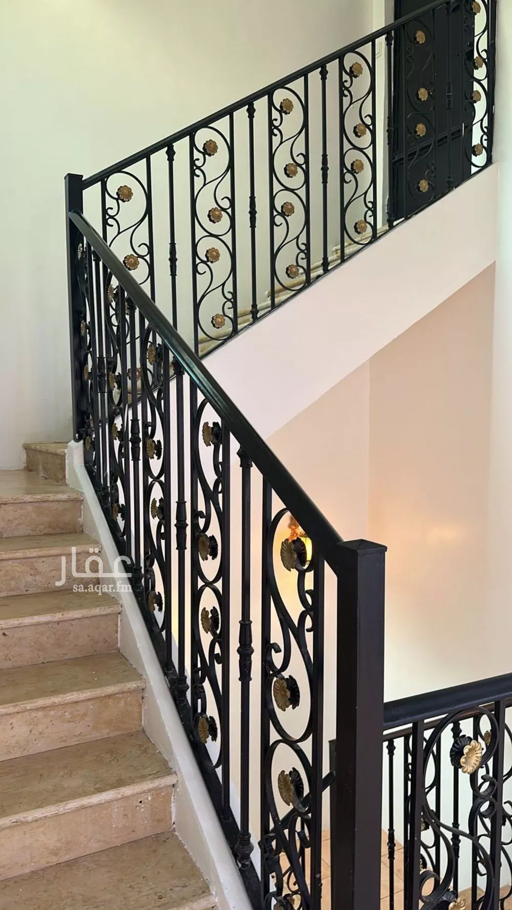 5 bedroom villa in Al Fakhriyah 5