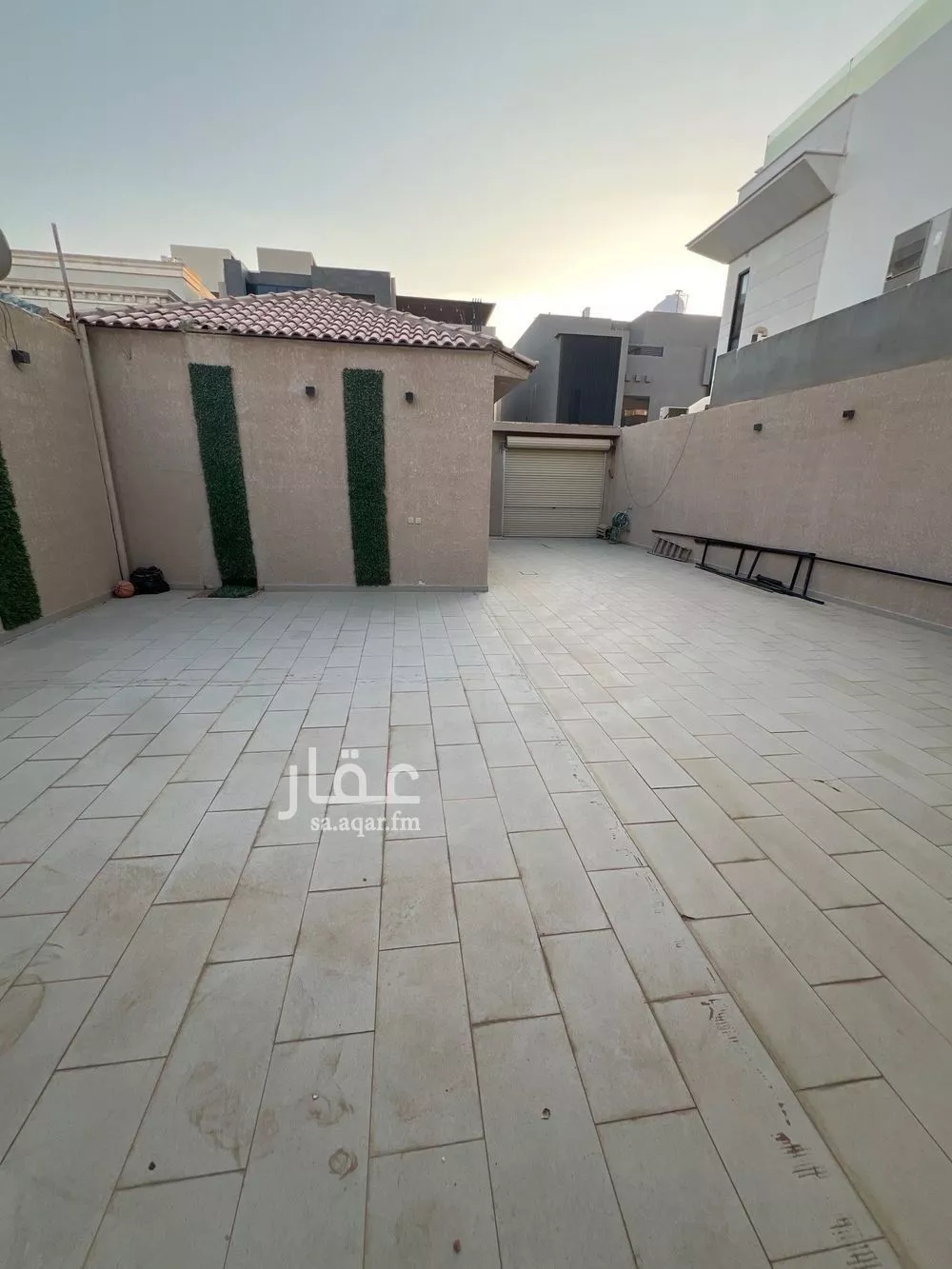 أرض 302 م² في الملك عبدالله 5