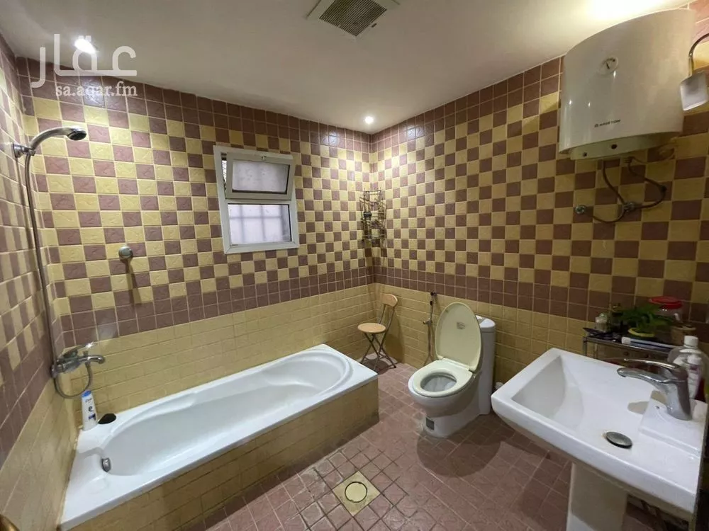 فيلا 4 غرف في الملك عبدالله، الرياض 6