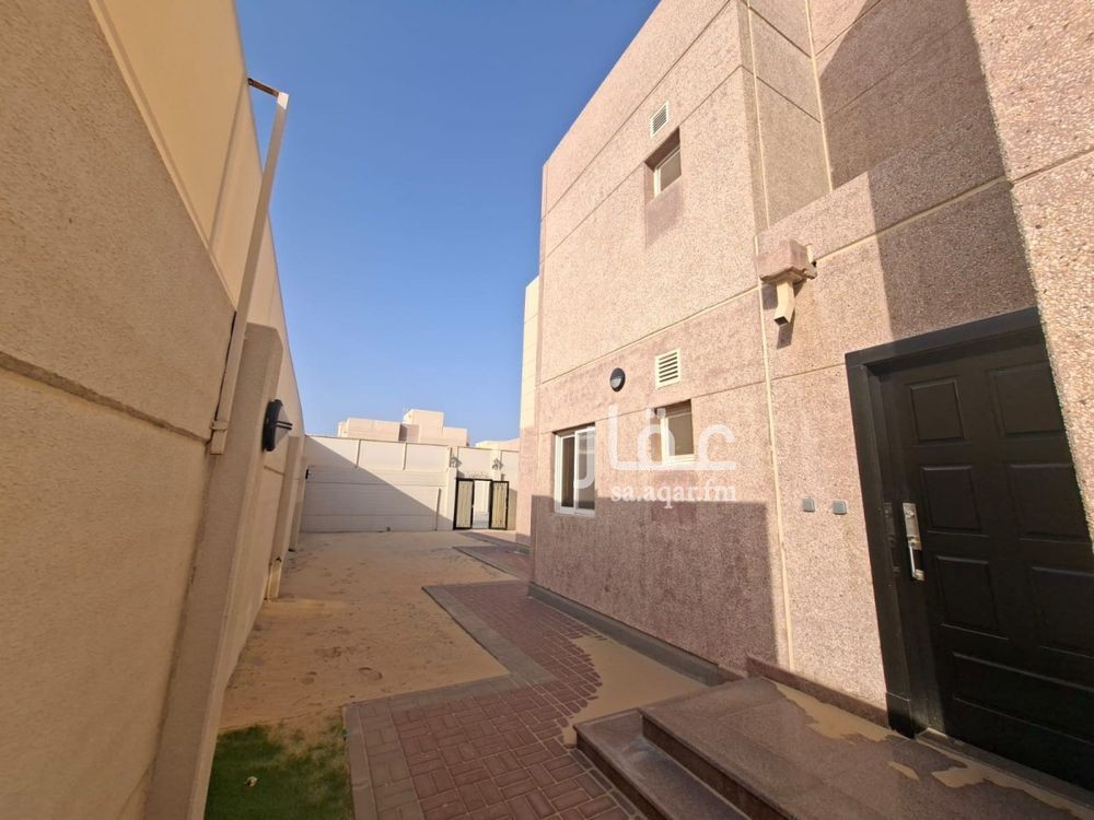 4 bedroom villa in Al Mutrafiyah, Eastern Province 6