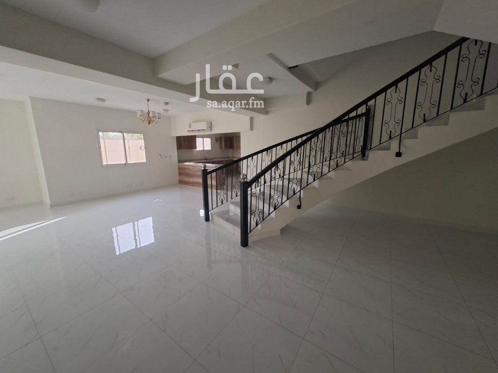4 bedroom villa in Al Mutrafiyah, Eastern Province 11