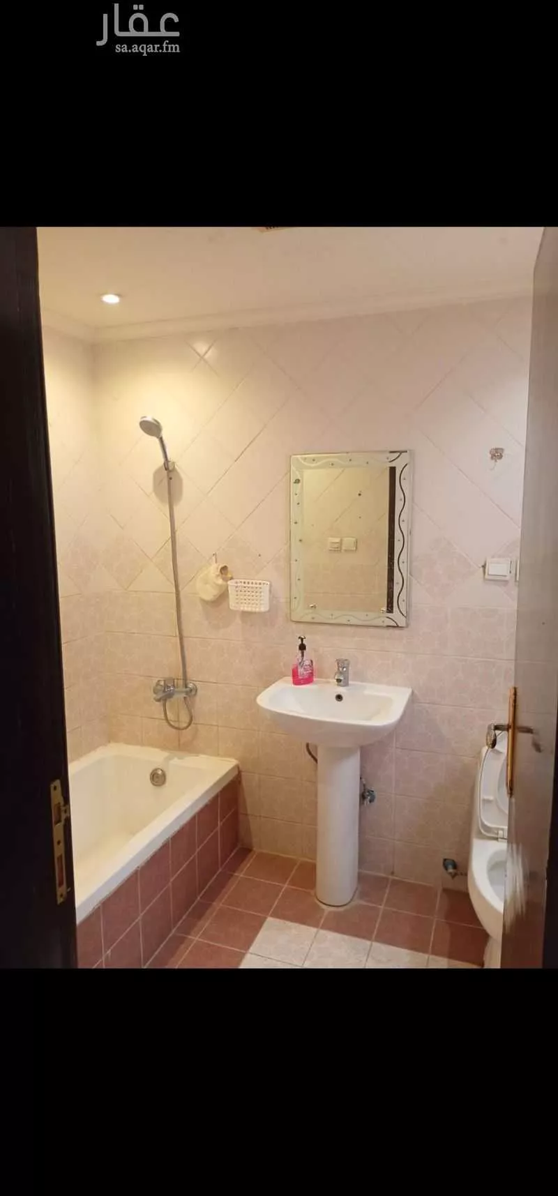 3 bedroom floor in Al Fayha 4