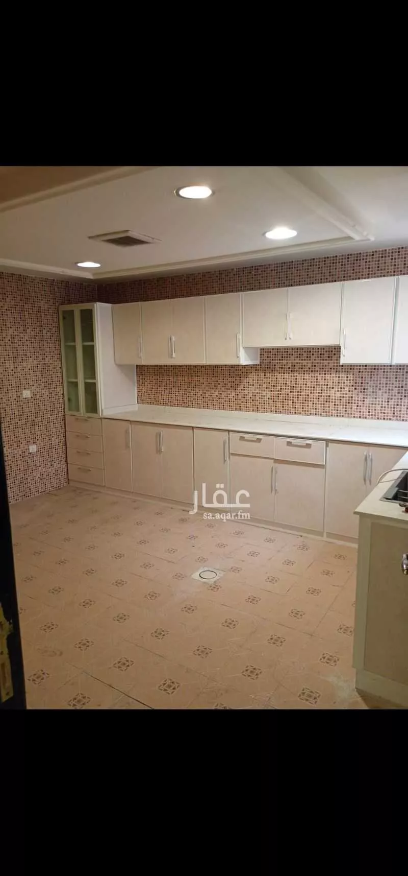 3 bedroom floor in Al Fayha 1