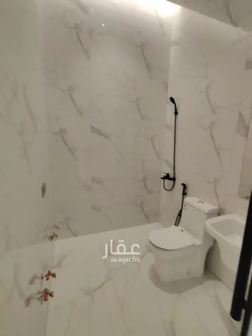 دور 4 غرف في النرجس 2