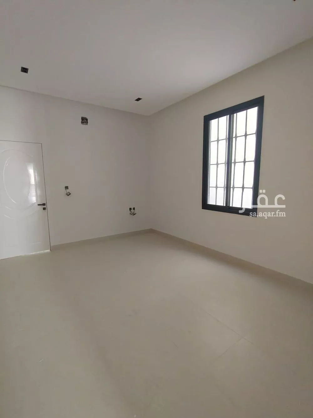 فيلا 6 غرف في الخليج 3