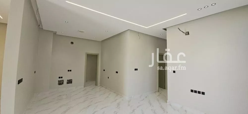4 bedroom floor in Ash Sharq 2