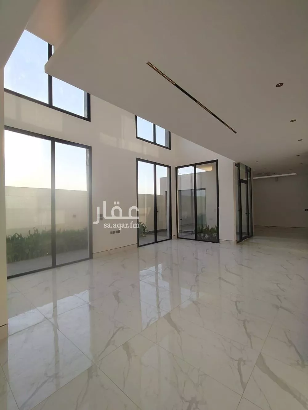 فيلا 4 غرف في النرجس 4