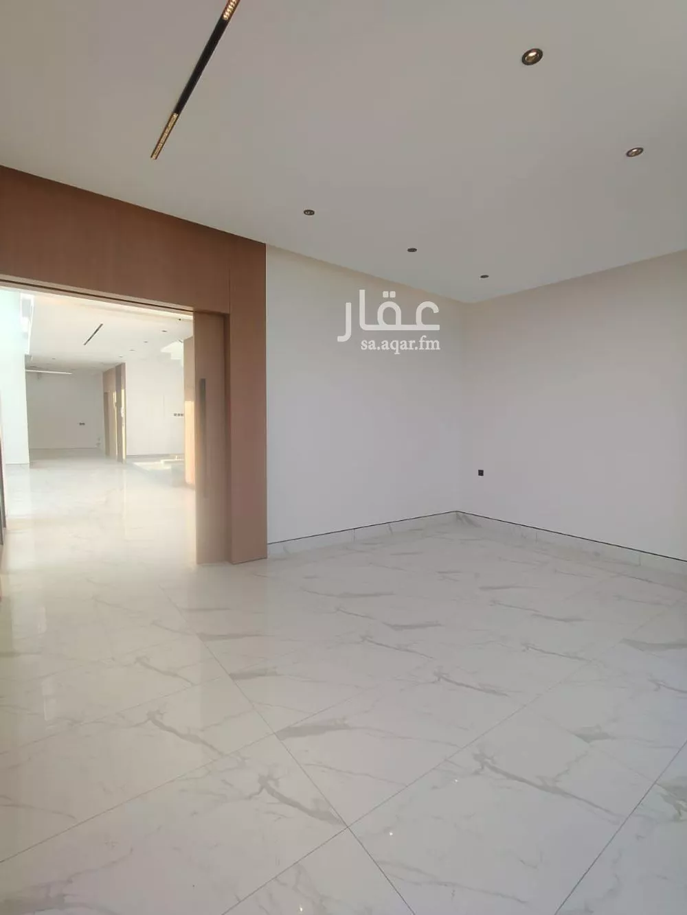 فيلا 4 غرف في النرجس 5