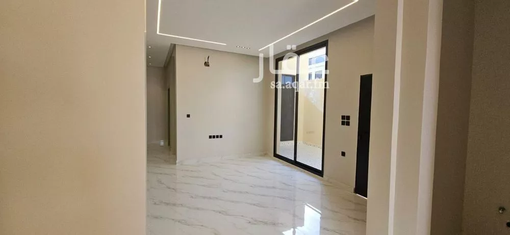 4 bedroom floor in Ash Sharq 5