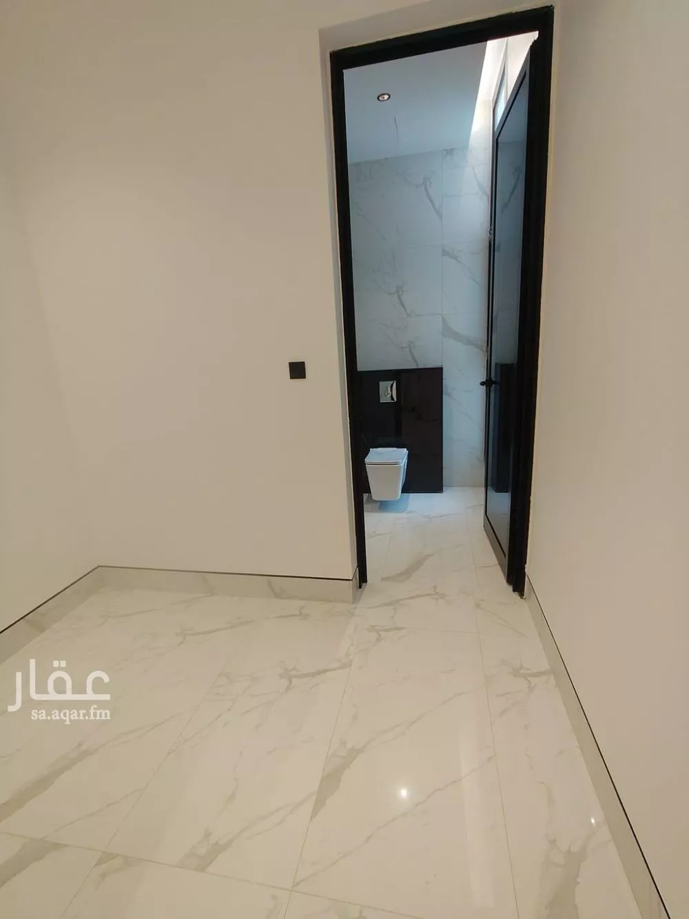 فيلا 4 غرف في النرجس 4