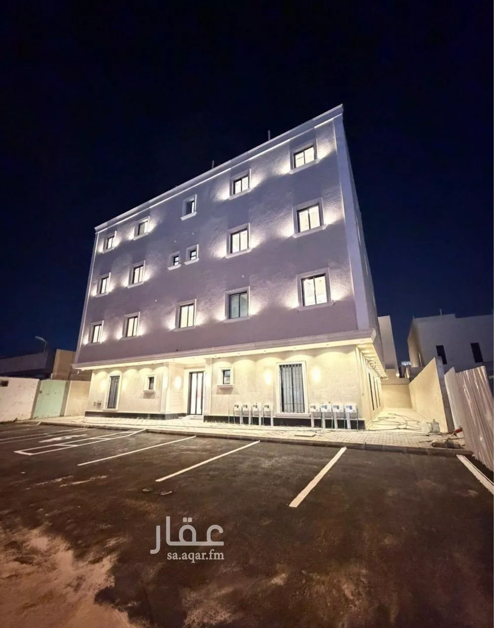 عمارة 750 م² في السعادة 4