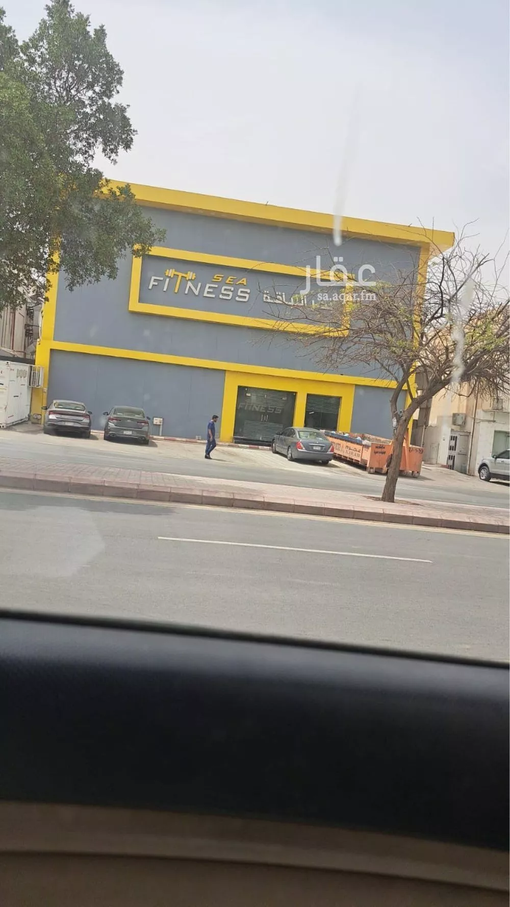 عمارة 624 م² في الروضة