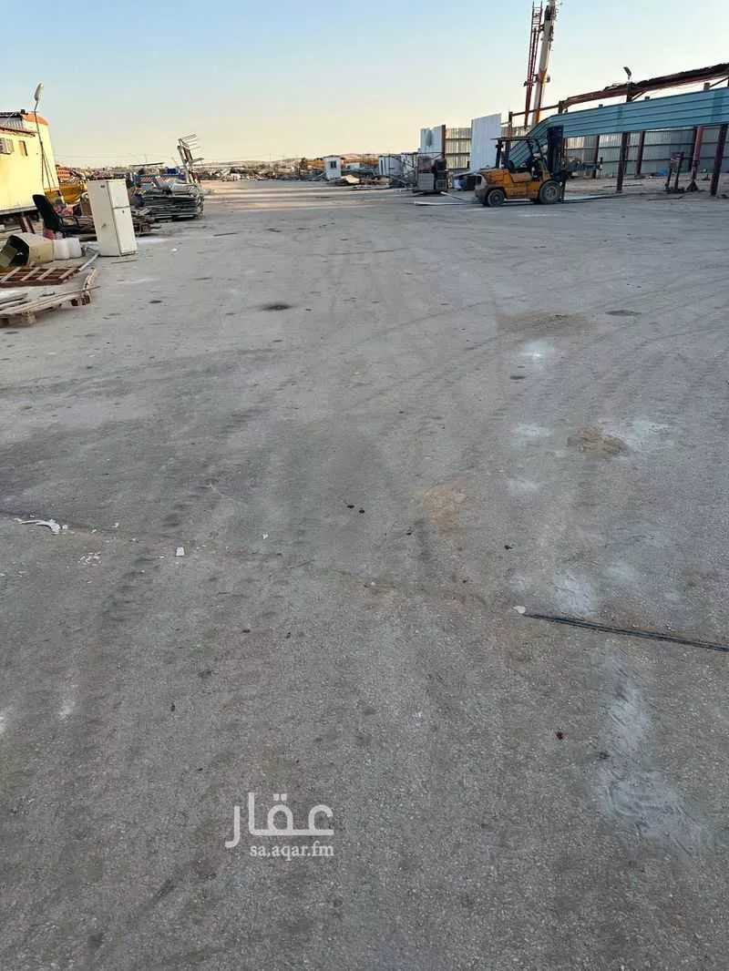 15211 sqm warehouse in Umm Al Shaal 3