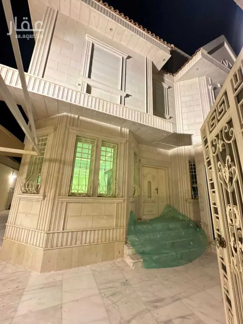 5 bedroom villa in Granada, Riyadh 12