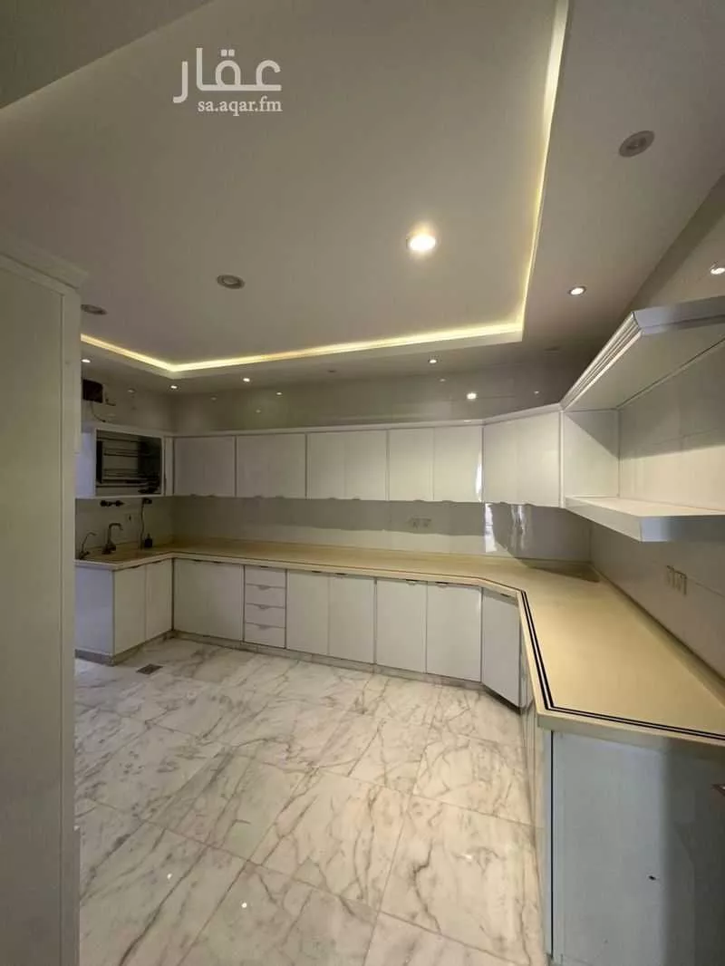 5 bedroom villa in Granada, Riyadh 30