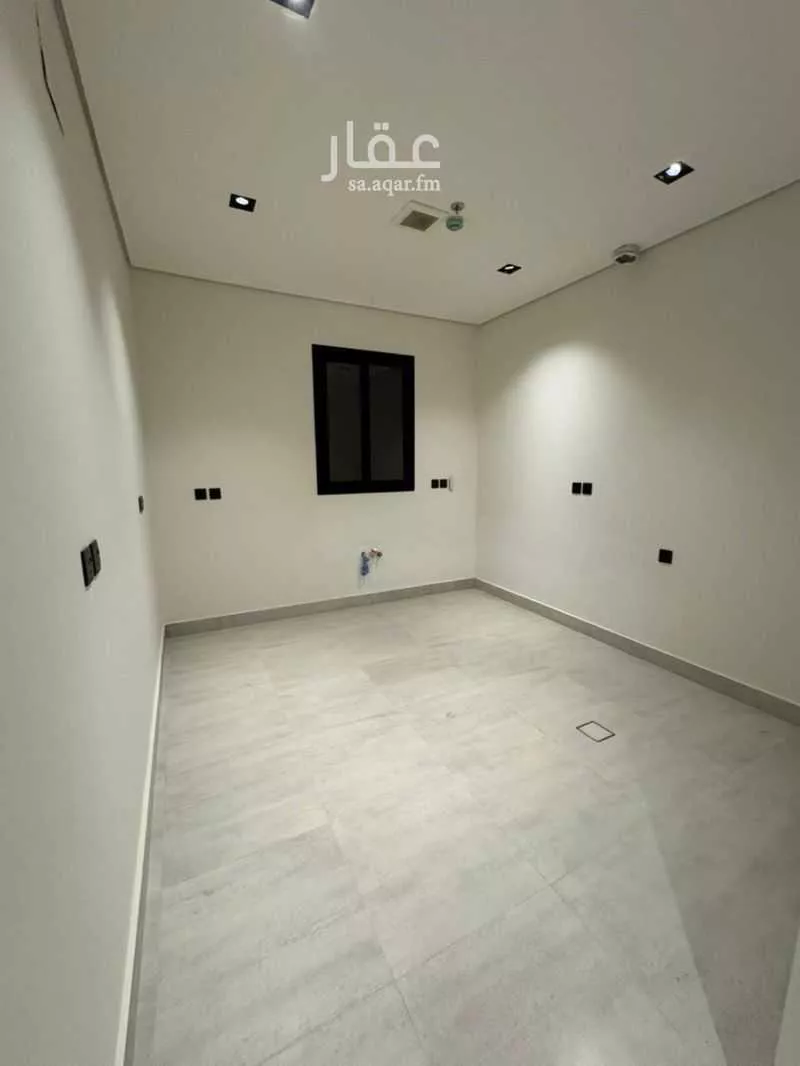 شقة 4 غرف في العارض 5