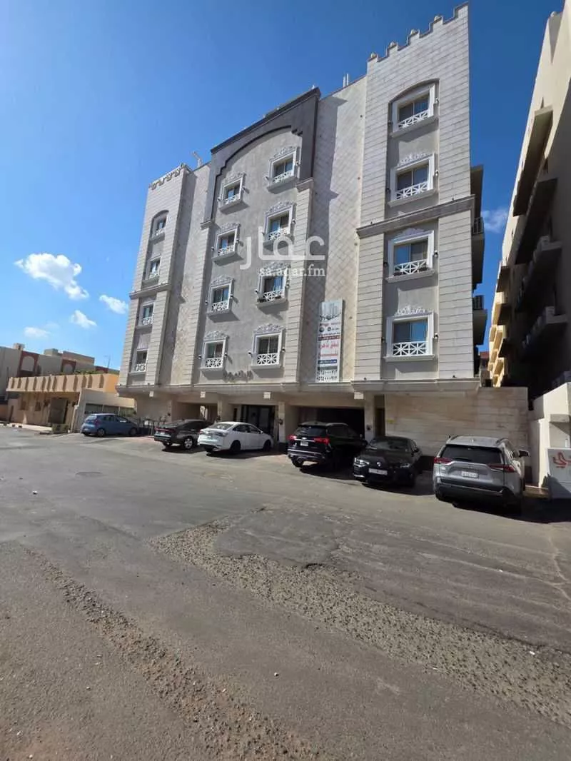 شقة 5 غرف في النزهة 1