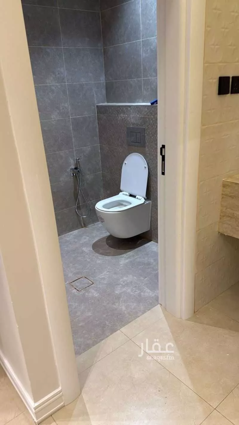 12 bedroom villa in Al Rabie, Riyadh 7