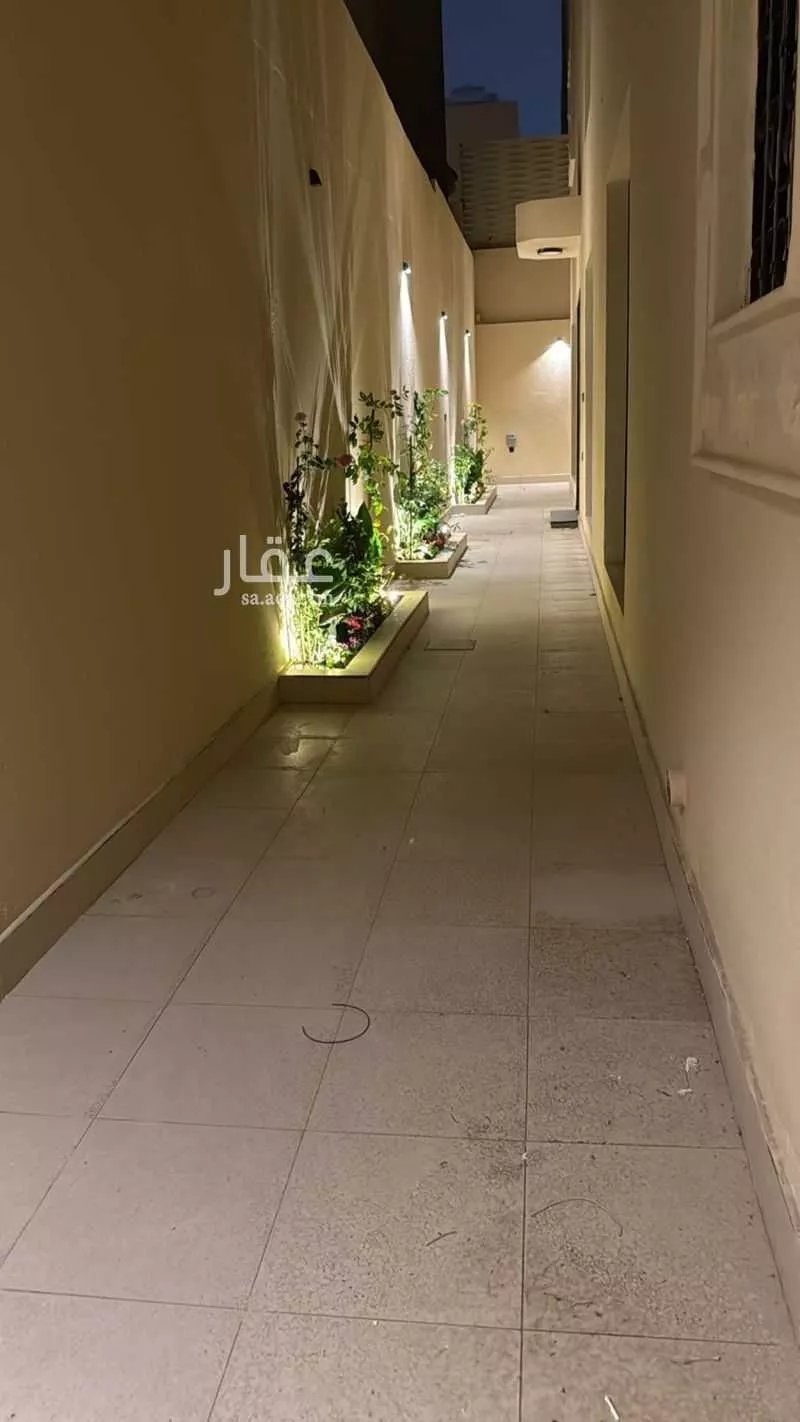 12 bedroom villa in Al Rabie, Riyadh 4