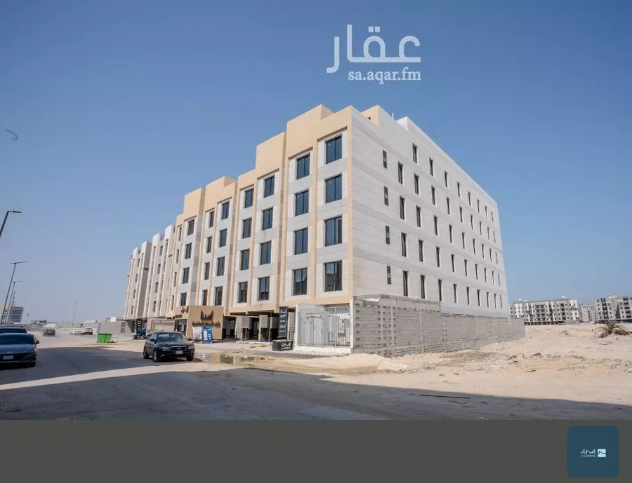 5 bedroom apartment in Al Hamra 1