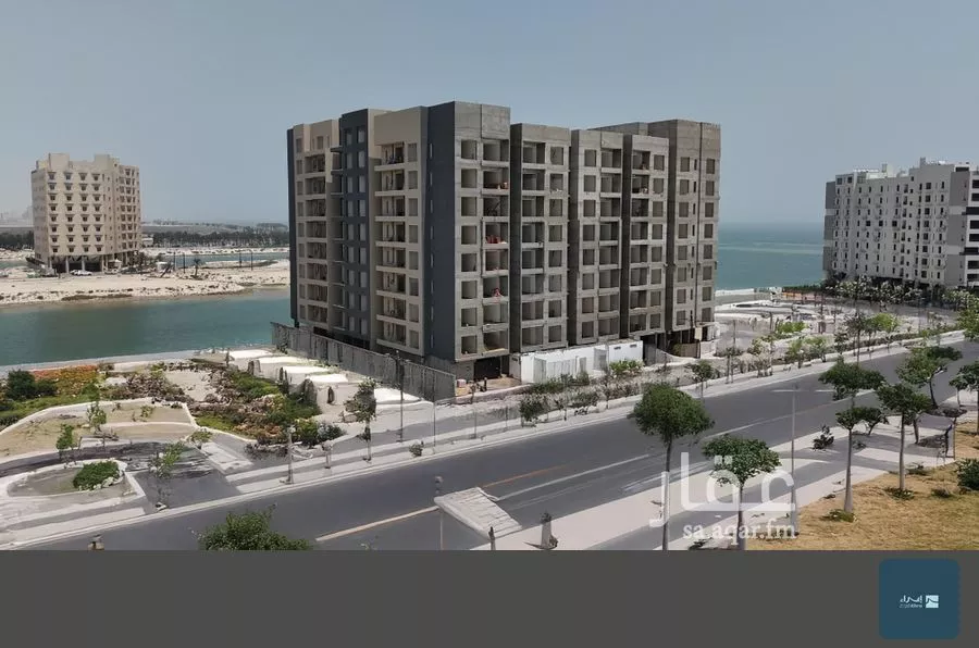 5 bedroom apartment in Al Khour 1
