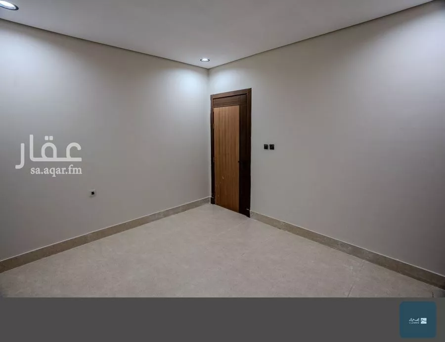 5 bedroom apartment in Al Hamra, Eastern Province 13