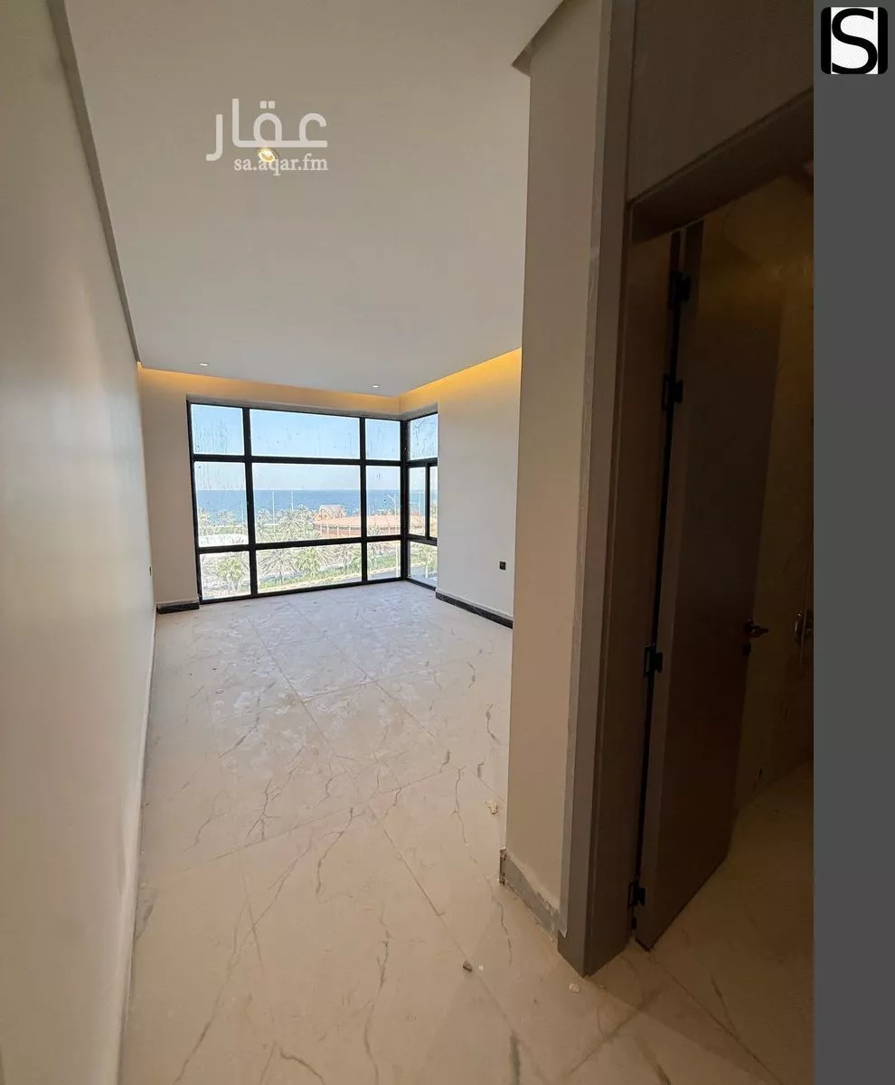 شقة 5 غرف في الشاطئ الغربي 1