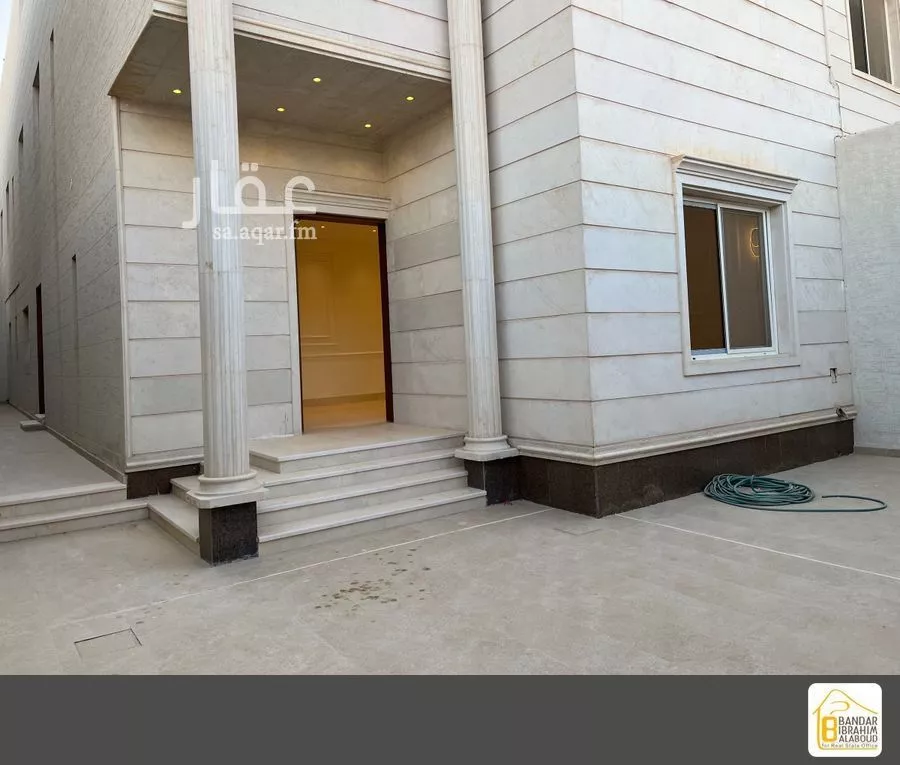 فيلا 5 غرف في النرجس 2