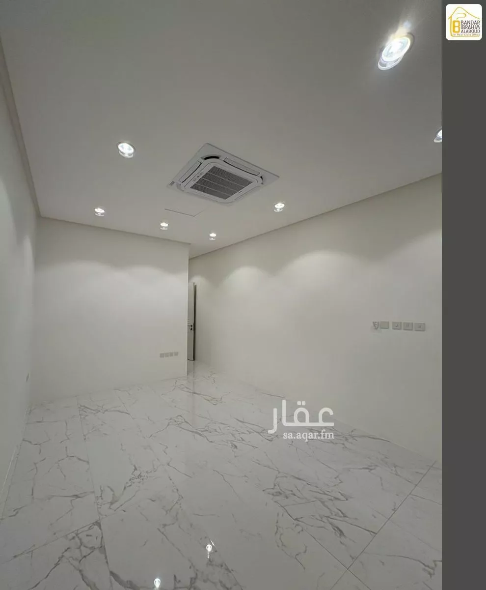 فيلا 5 غرف في النرجس 4