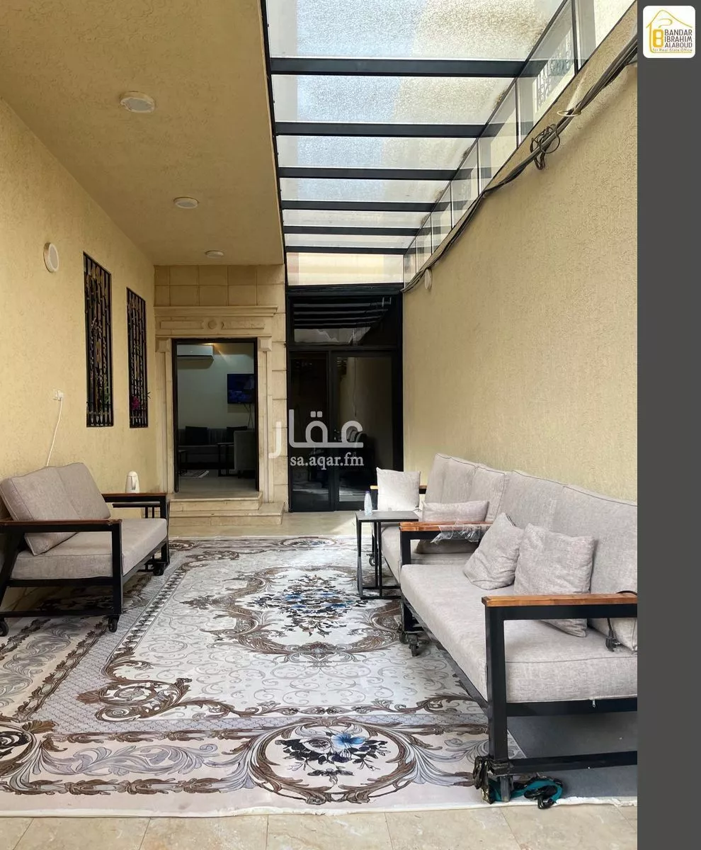 فيلا 5 غرف في النرجس 5