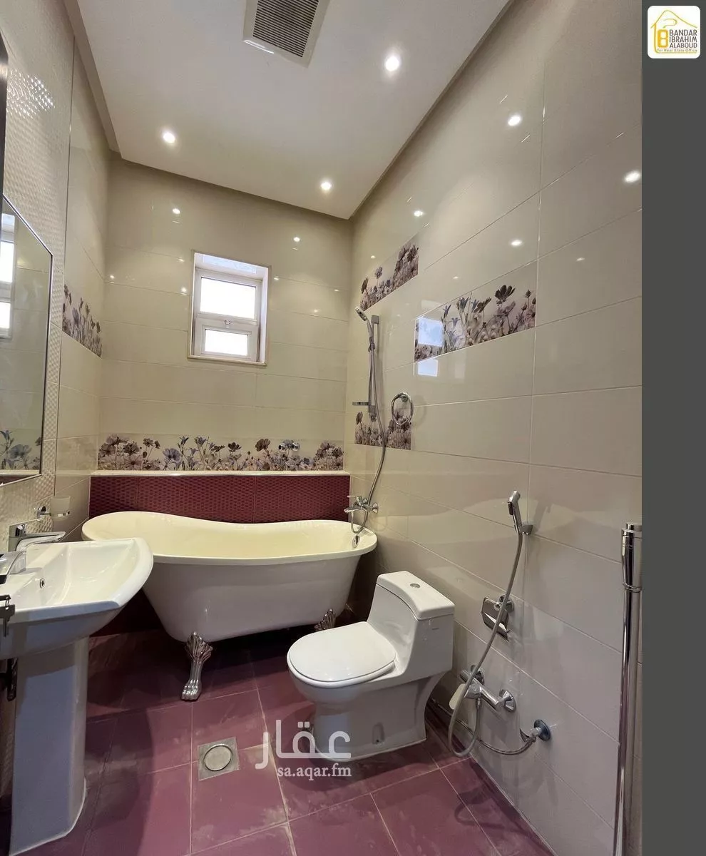 8 bedroom villa in Al Yasmin, Riyadh 29