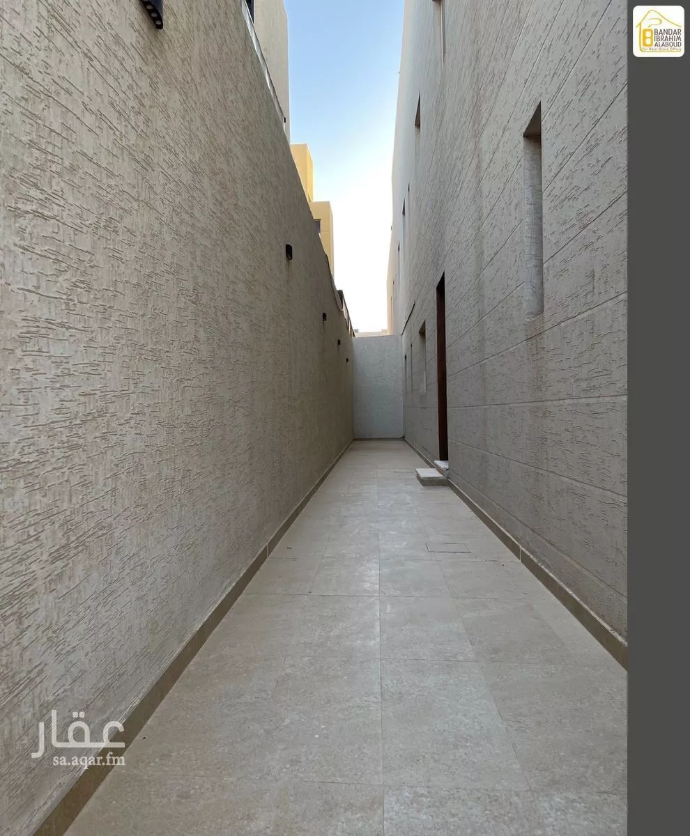 فيلا 5 غرف في النرجس 4