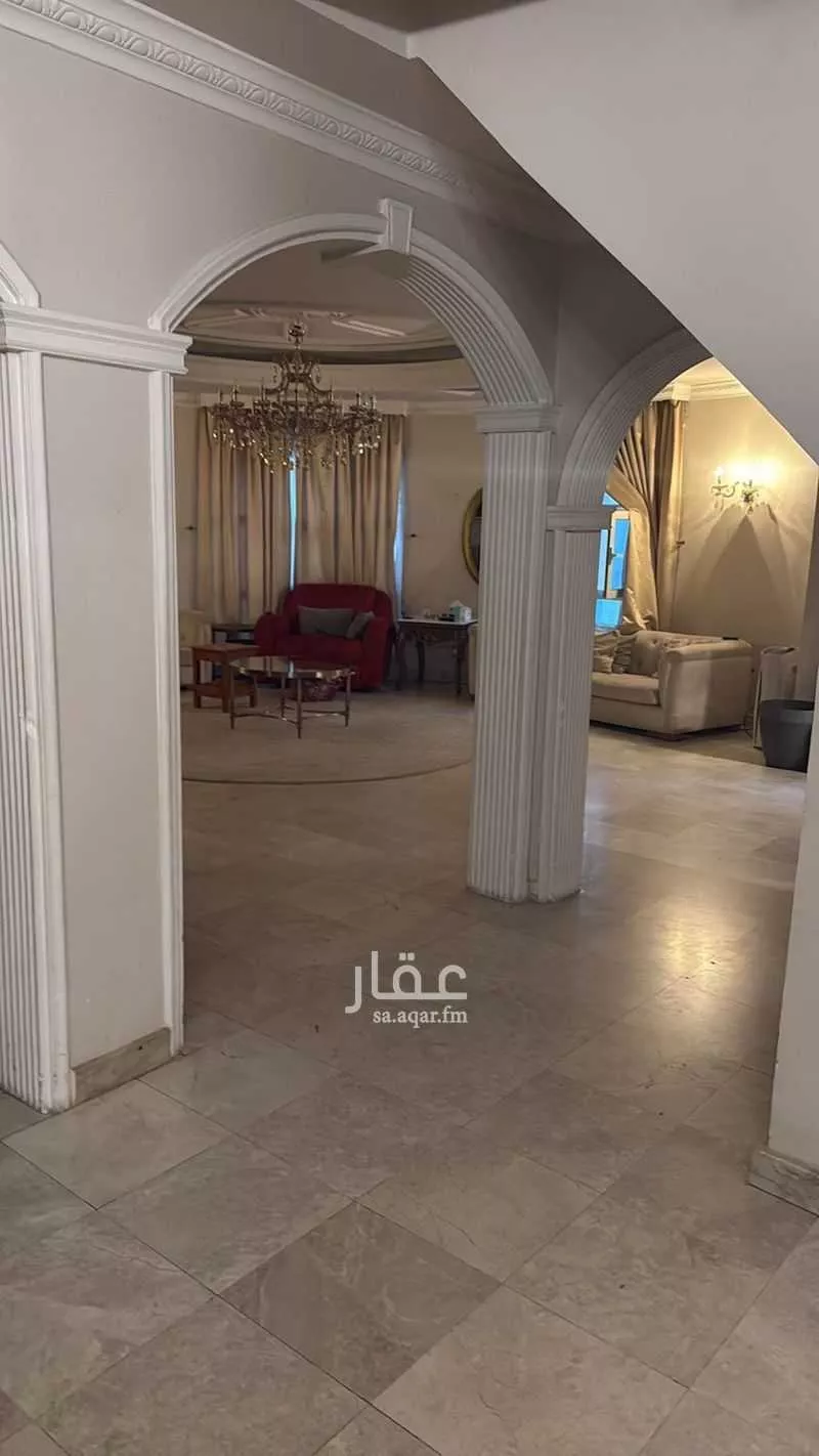 فيلا 8 غرف في العقربية 5