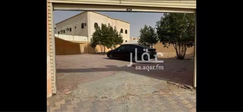 فيلا 7 غرف في النظيم 1