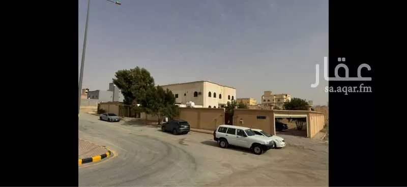 فيلا 7 غرف في النظيم 2