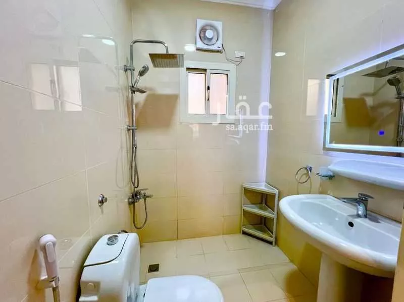 3 bedroom apartment in Al Rawdah 4