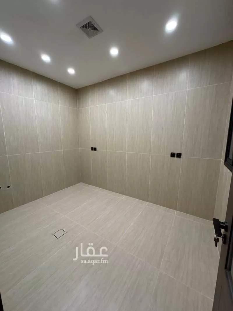 9 bedroom villa in Ash Shulah, Eastern Province 13