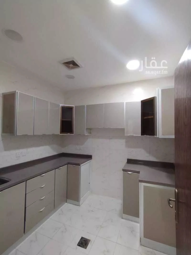 3 bedroom apartment in Ash Shulah, Eastern Province 9