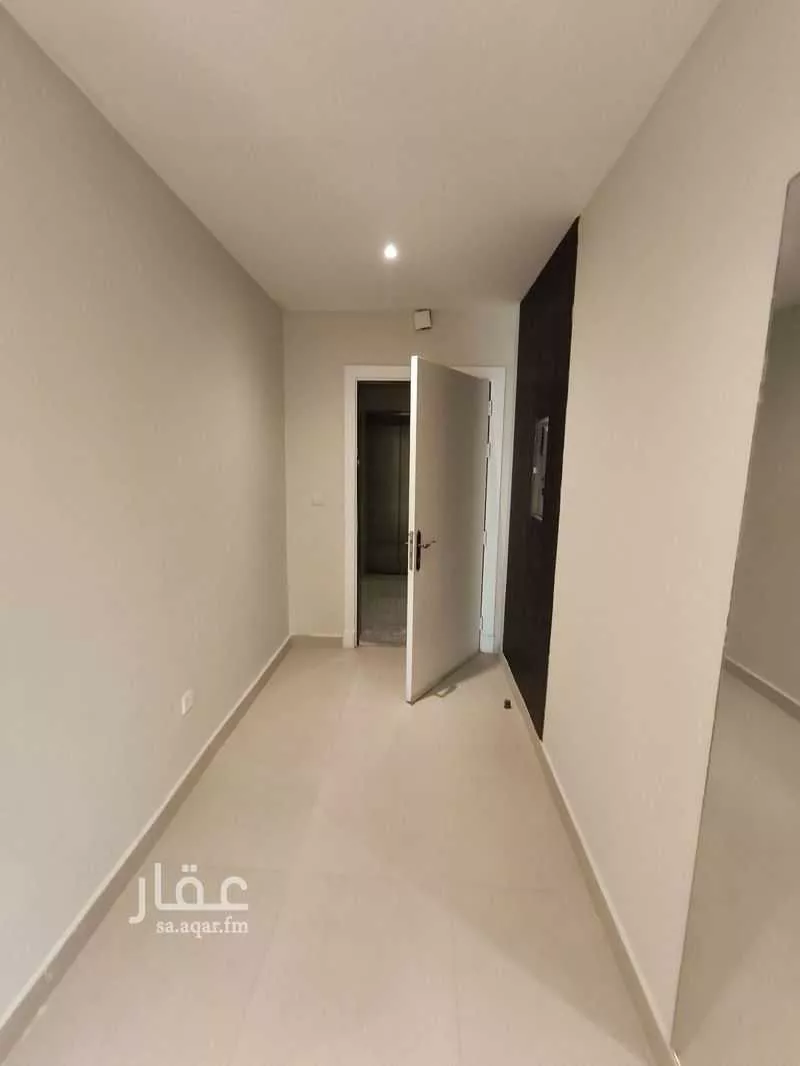 4 bedroom apartment in Ash Shulah 4