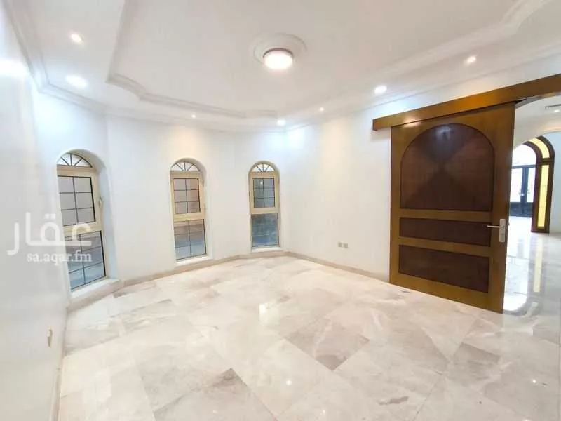 7 bedroom villa in Ash Shulah, Eastern Province 13
