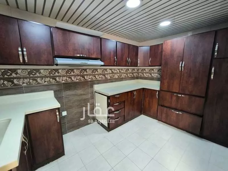 9 bedroom villa in Ash Shulah, Eastern Province 8