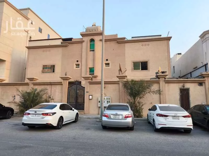 عمارة 744 م² في المنار 3