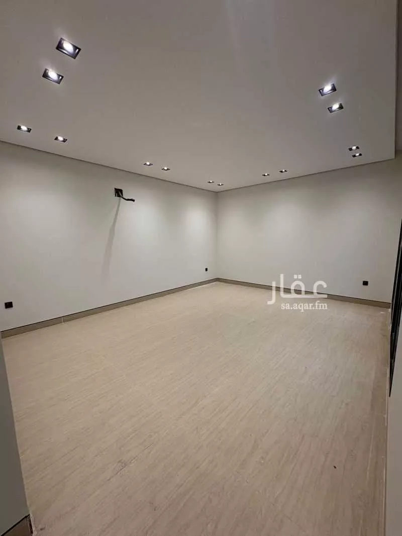 9 bedroom villa in Ash Shulah, Eastern Province 12