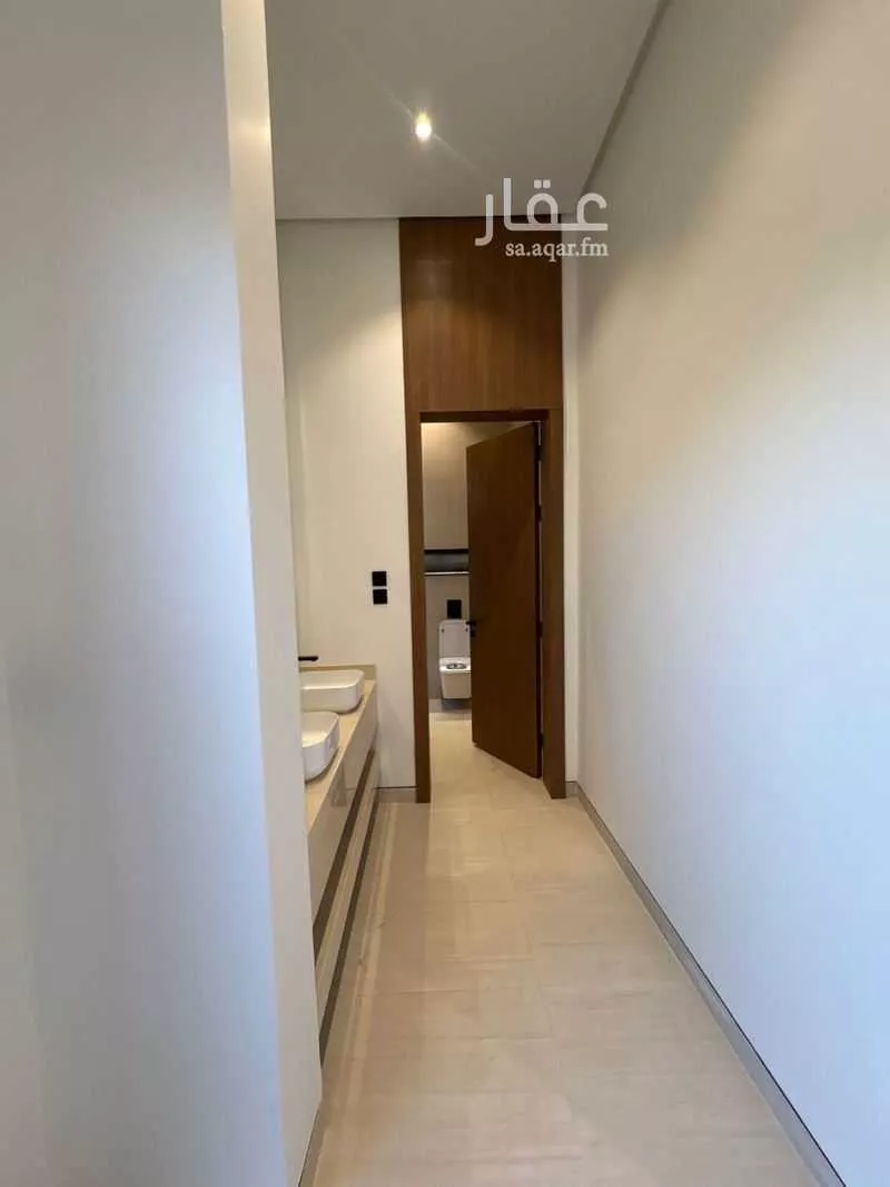 فيلا 5 غرف في الشعلة 4