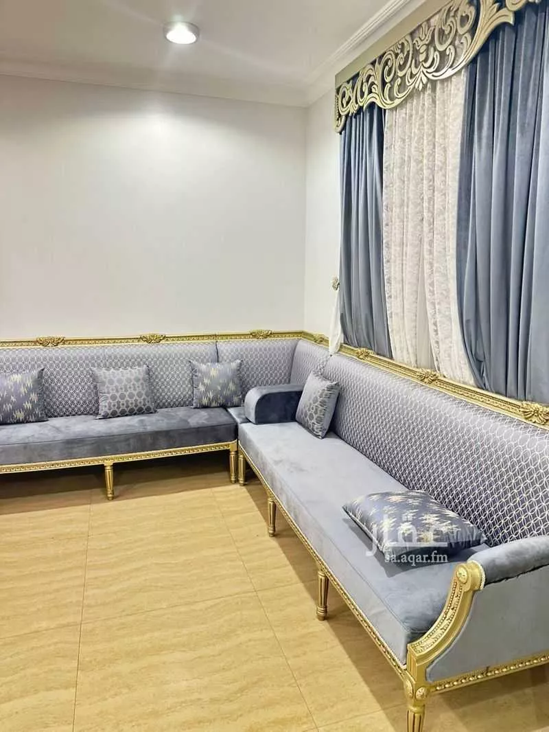 فيلا 8 غرف في الشعلة 4