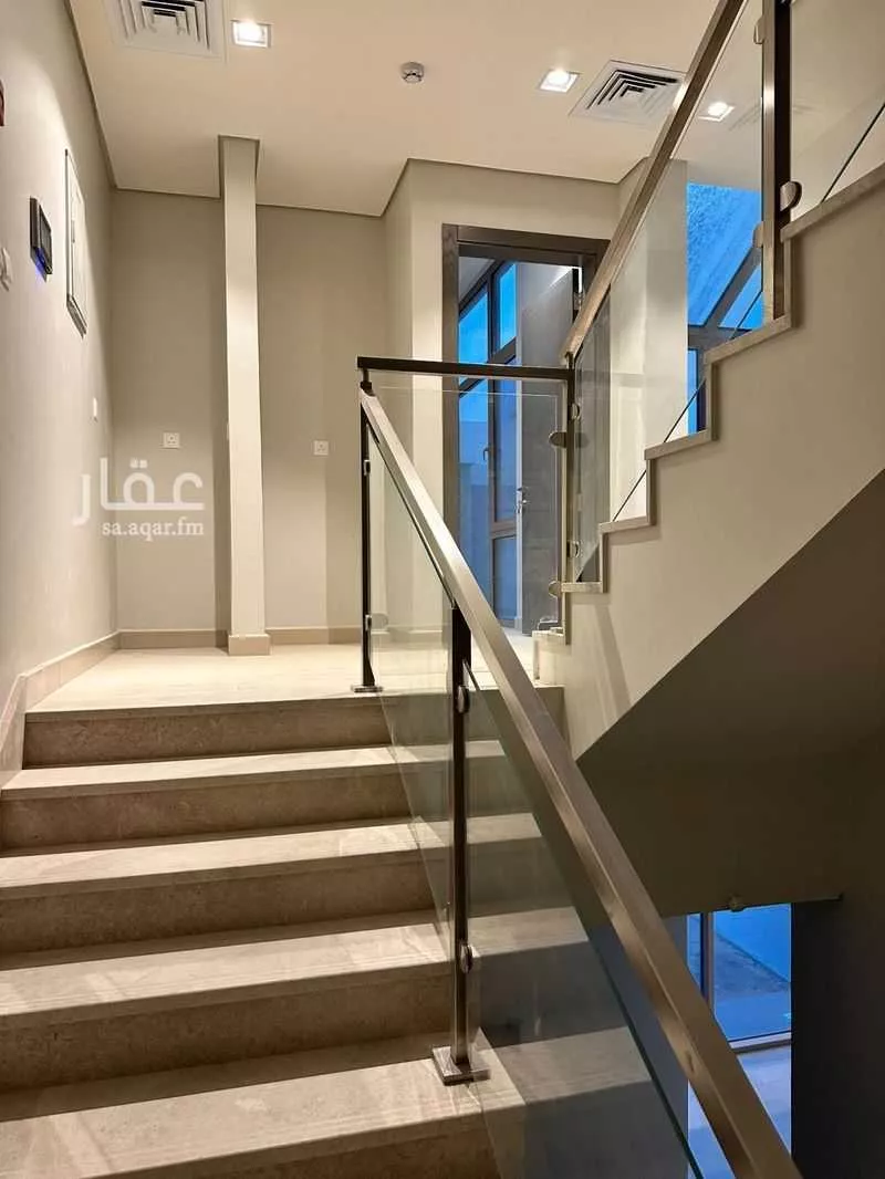 4 bedroom villa in Al Munsiyah 1